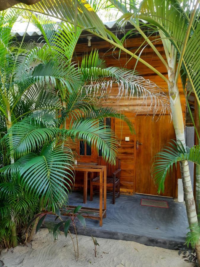 Eagle Resort Arugambay Arugam Bay Esterno foto